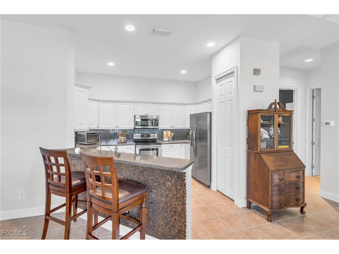 15108 Ports Of Iona Drive Fort Myers FL 33908 2025012060 image14