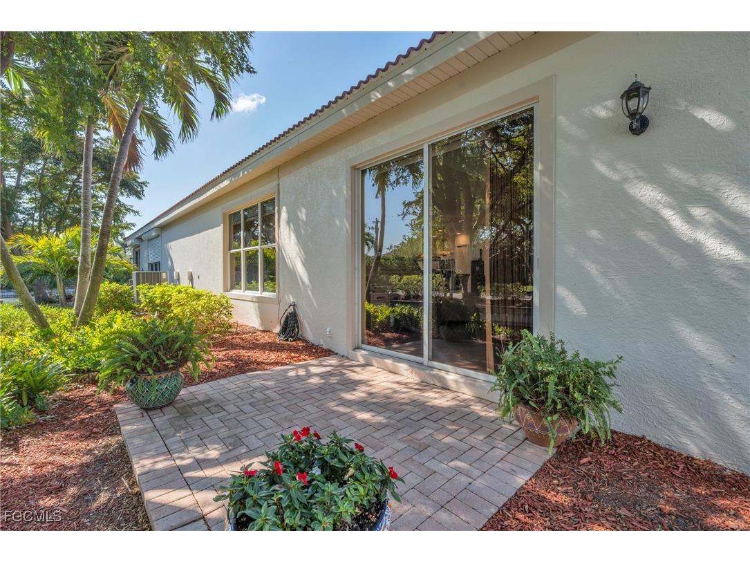 15108 Ports Of Iona Drive Fort Myers FL 33908 2025012060 image6