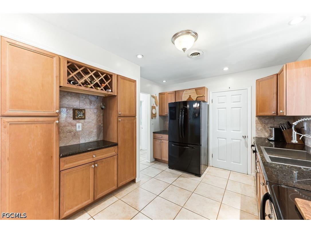 1511 Alcazar Avenue Fort Myers FL 33901 2026015073 image16