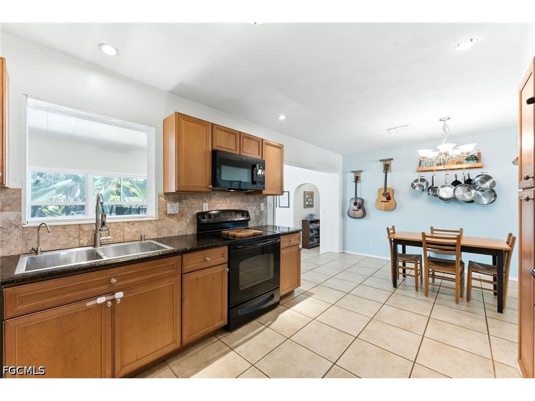 1511 Alcazar Avenue Fort Myers FL 33901 2026015073 image19