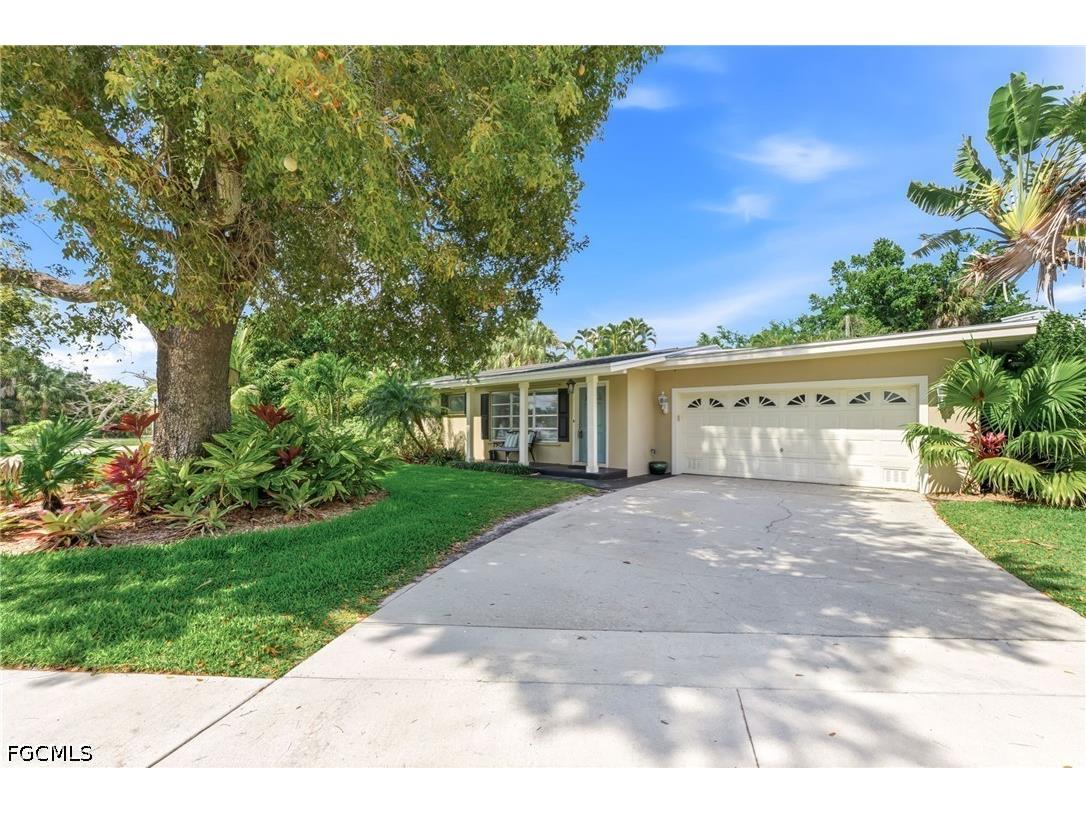 1511 Alcazar Avenue Fort Myers FL 33901 2026015073 image2