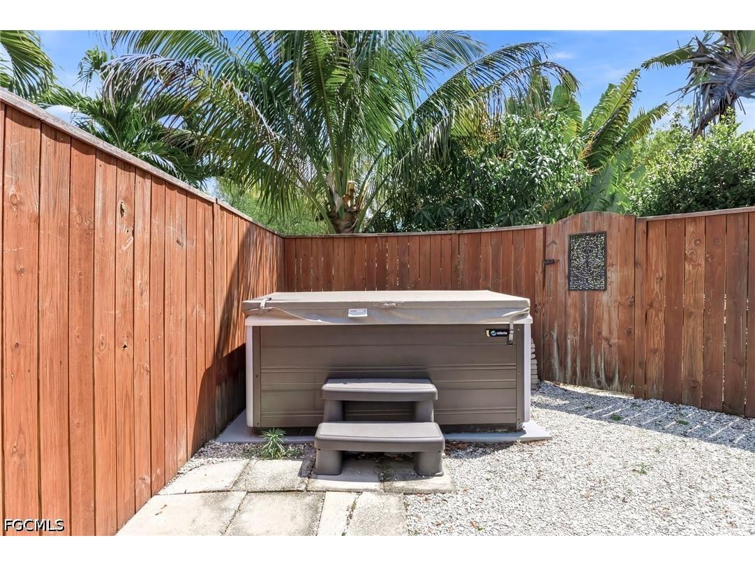 1511 Alcazar Avenue Fort Myers FL 33901 2026015073 image42