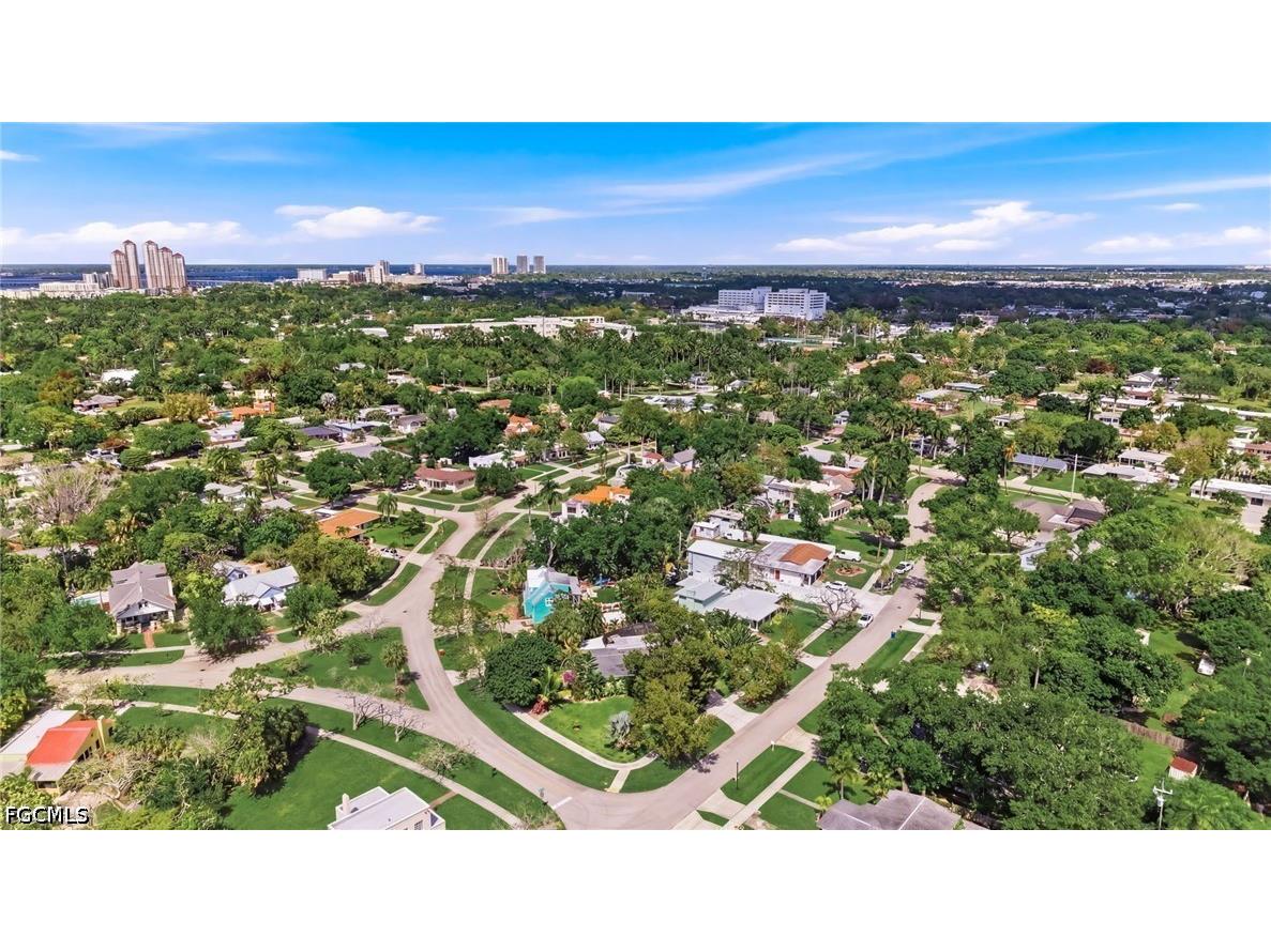 1511 Alcazar Avenue Fort Myers FL 33901 2026015073 image44