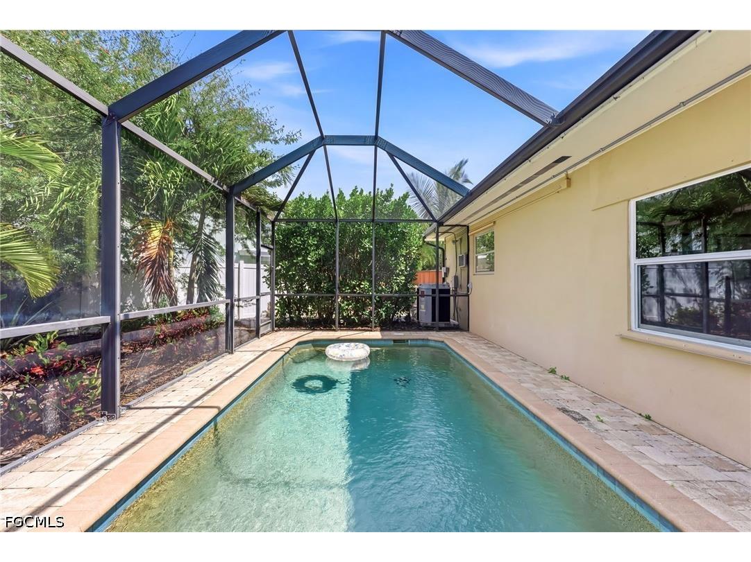 1511 Alcazar Avenue Fort Myers FL 33901 2026015073 image6