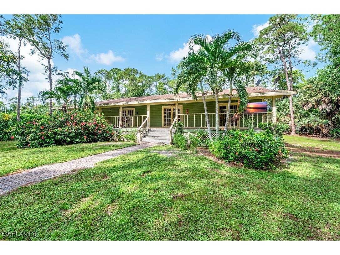 1511 Logan Court Naples FL 34116 224075819 image1