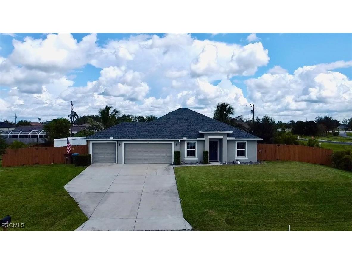 1511 NE 13th Street Cape Coral FL 33909 2025007268 image1