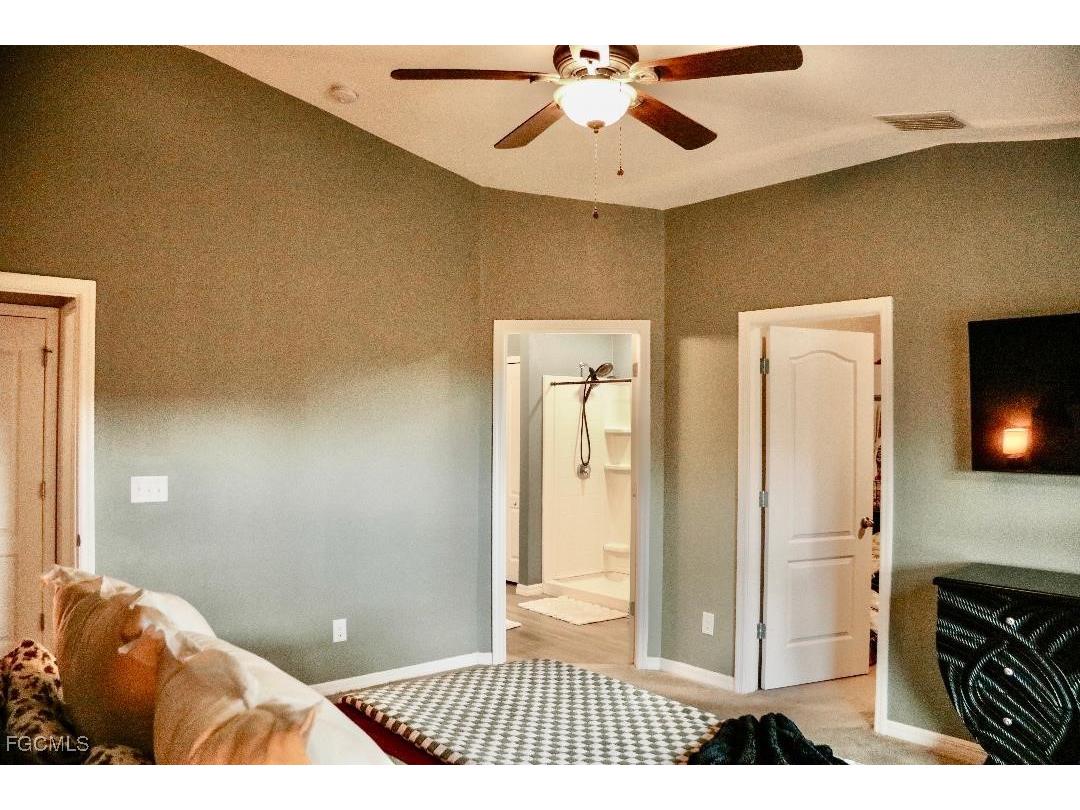 1511 NE 13th Street Cape Coral FL 33909 2025007268 image25