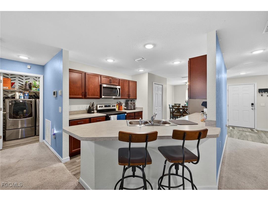 1511 NE 13th Terrace Cape Coral FL 33909 2025020173 image10