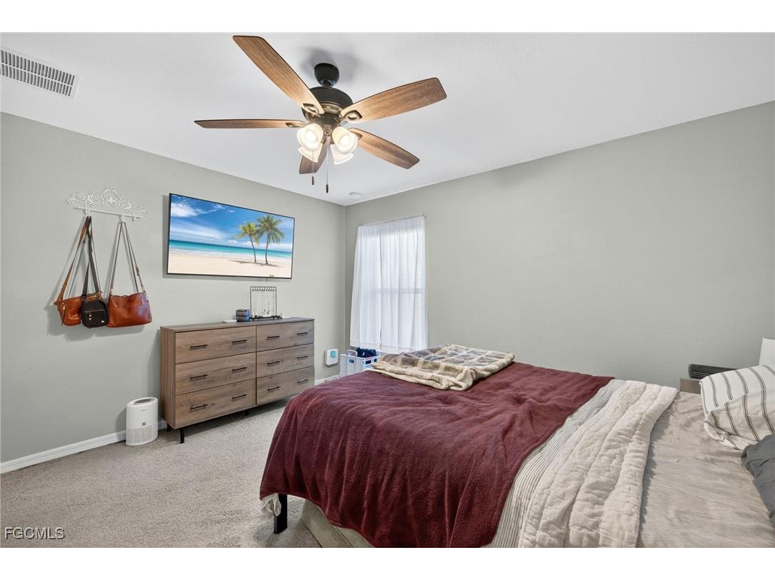 1511 NE 13th Terrace Cape Coral FL 33909 2025020173 image16