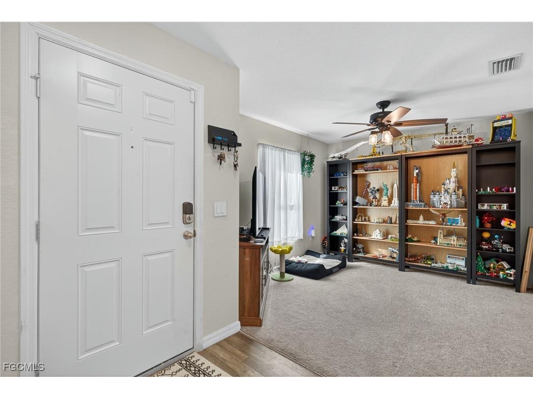 1511 NE 13th Terrace Cape Coral FL 33909 2025020173 image3