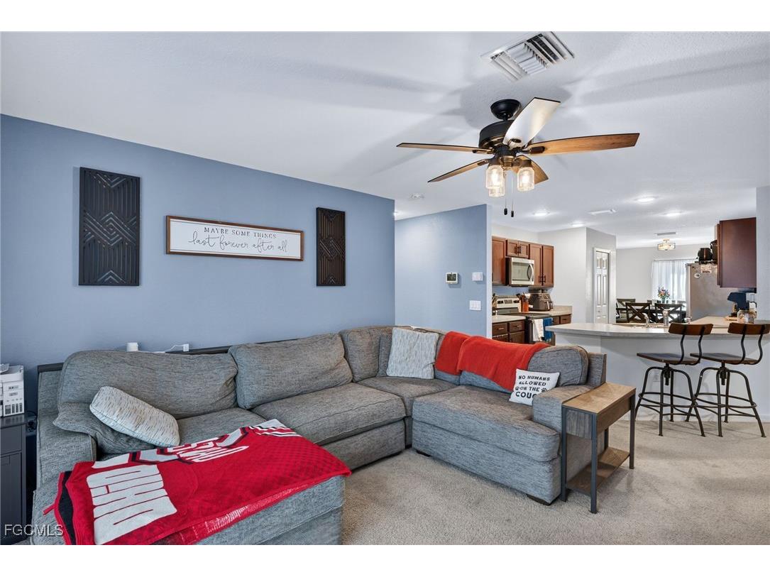 1511 NE 13th Terrace Cape Coral FL 33909 2025020173 image9