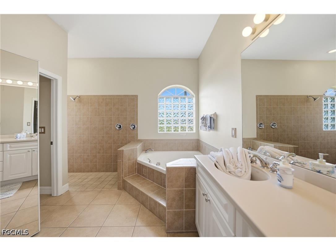 1511 NW 29th Place Cape Coral FL 33993 2026017151 image20