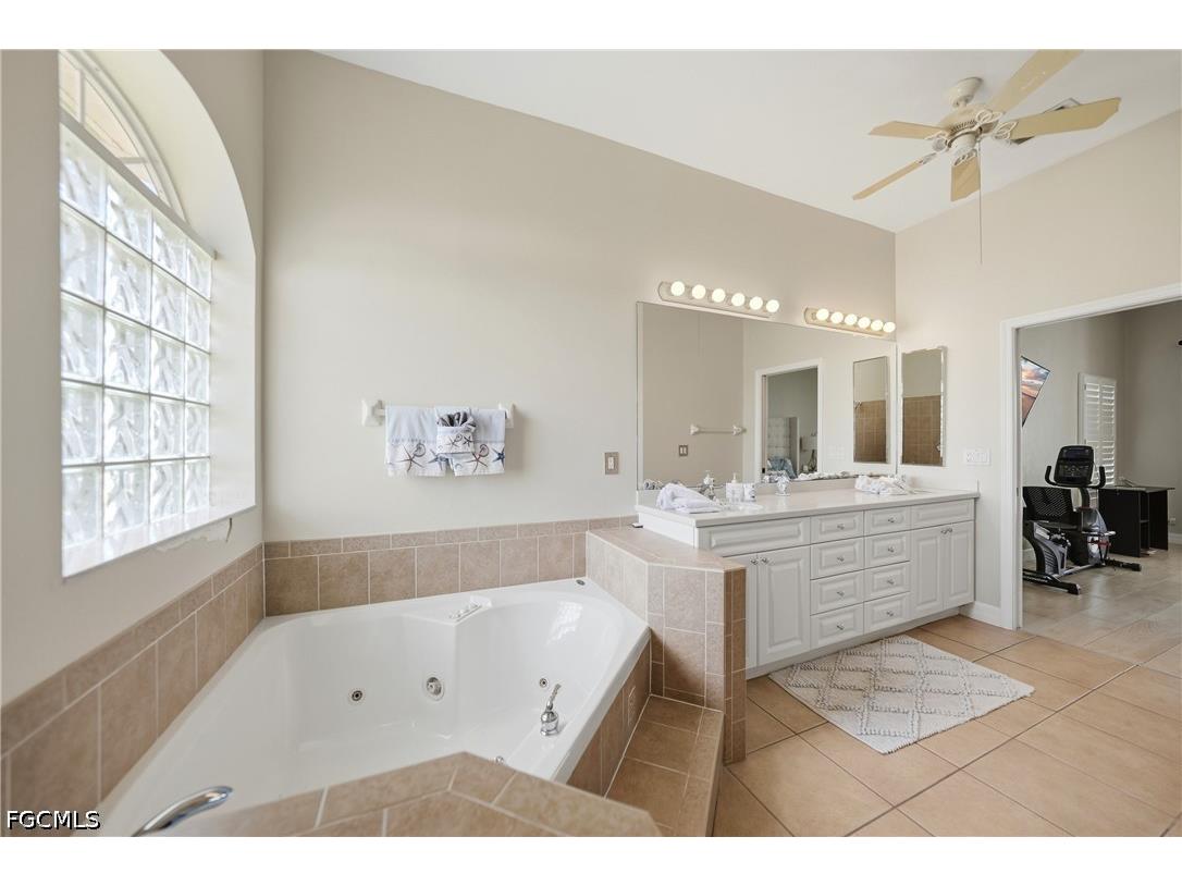 1511 NW 29th Place Cape Coral FL 33993 2026017151 image21