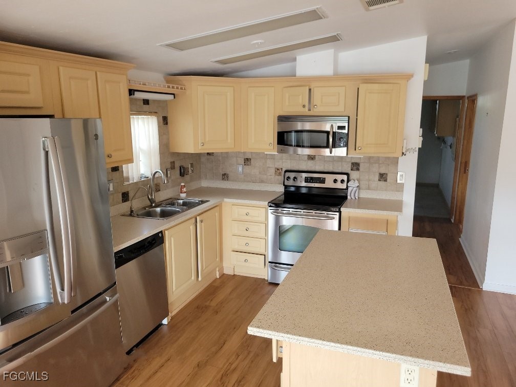 1511 Ruby Lake Point Naples FL 34114 2025010453 image8