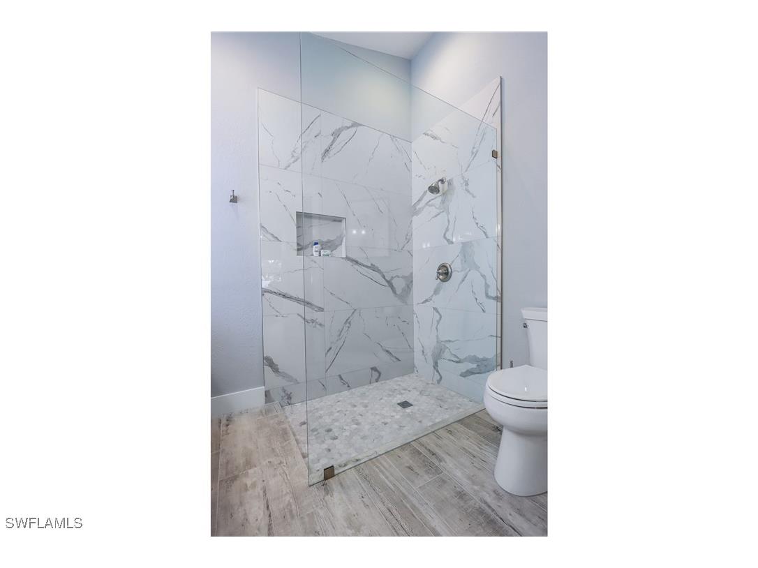 1511 Whispering Oaks Circle Naples FL 34110 225078407 image12