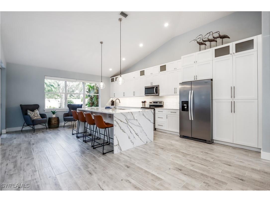 1511 Whispering Oaks Circle Naples FL 34110 225078407 image3