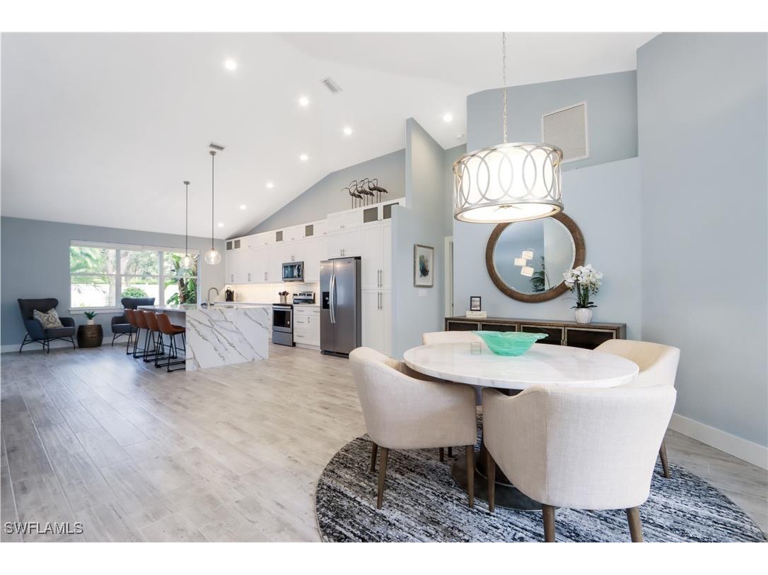 1511 Whispering Oaks Circle Naples FL 34110 225078407 image5