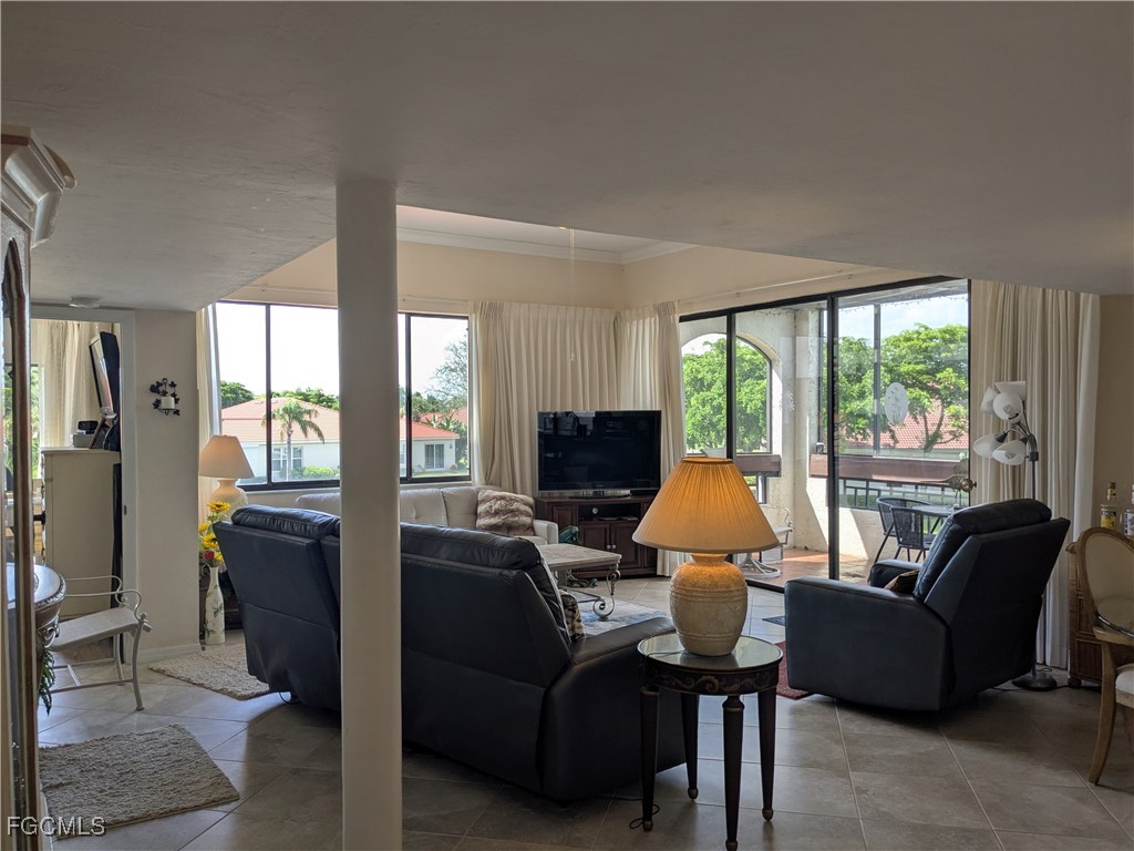 15110 Ports Of Iona Drive #205 Fort Myers FL 33908 2025007503 image10
