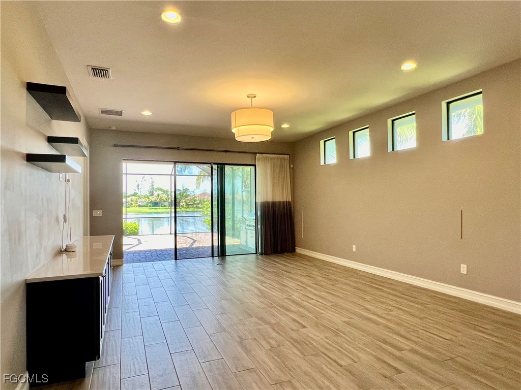 15111 Cortona Way Fort Myers FL 33908 2025013583 image10