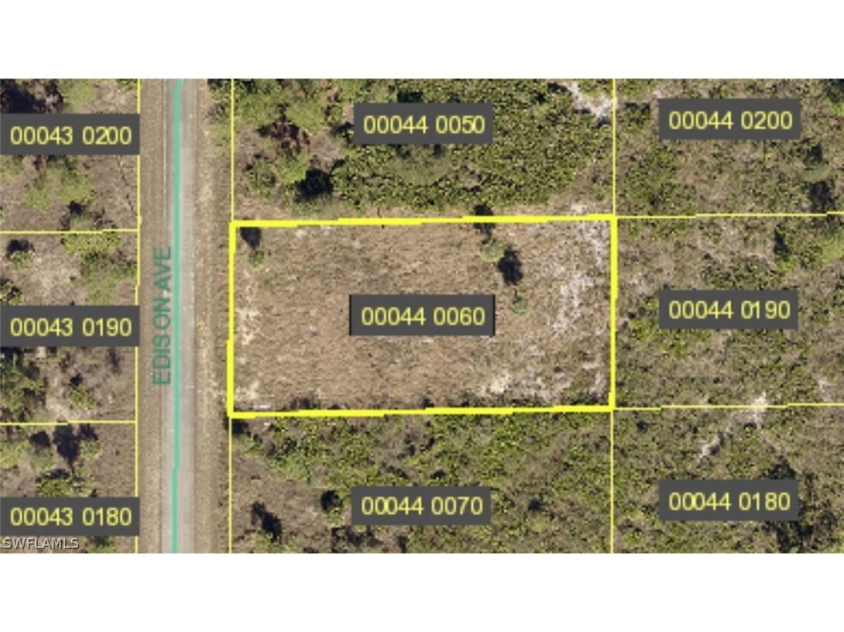 1512 Edison Avenue Lehigh Acres FL 33972 221085280 image1