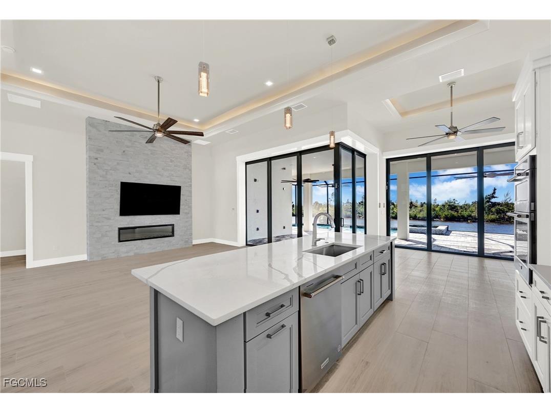 1512 NW 42nd Avenue Cape Coral FL 33993 2025003382 image10