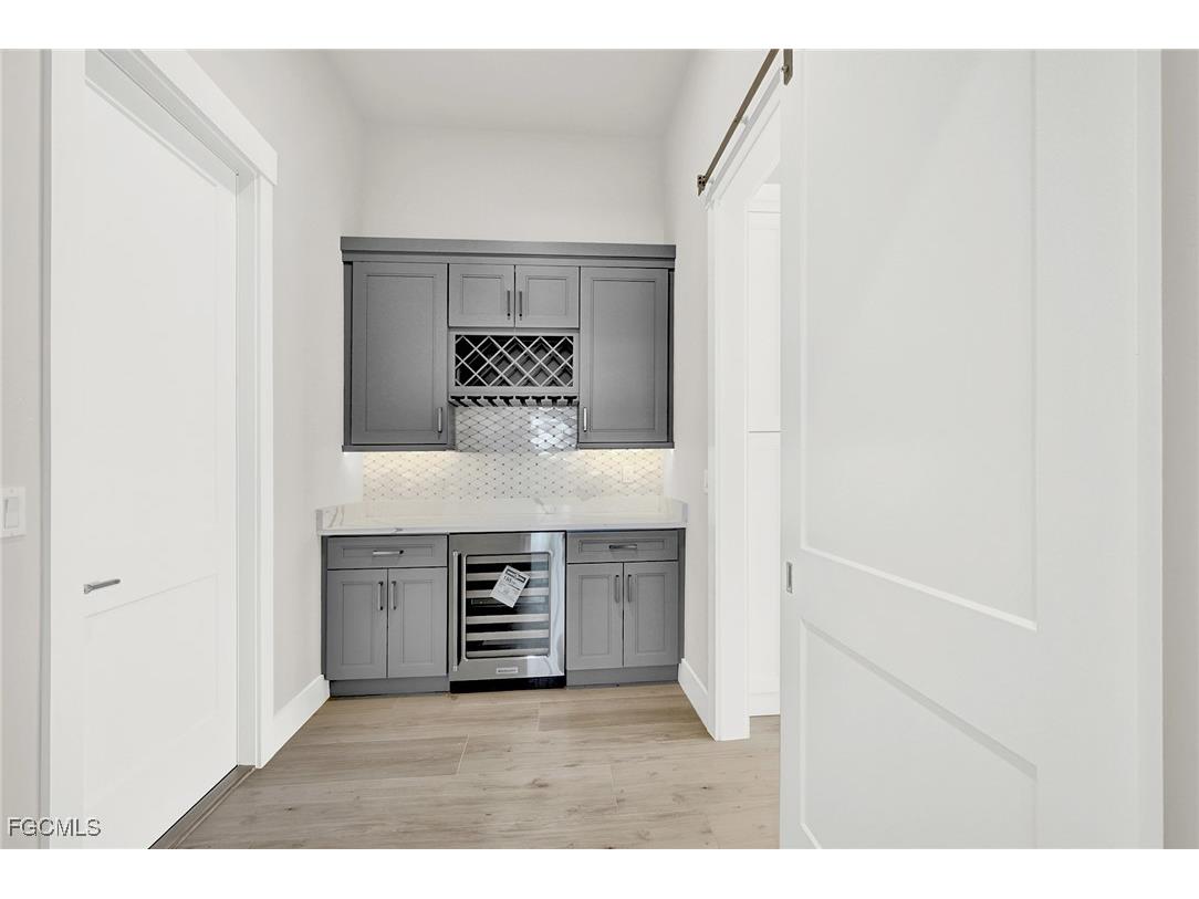 1512 NW 42nd Avenue Cape Coral FL 33993 2025003382 image22