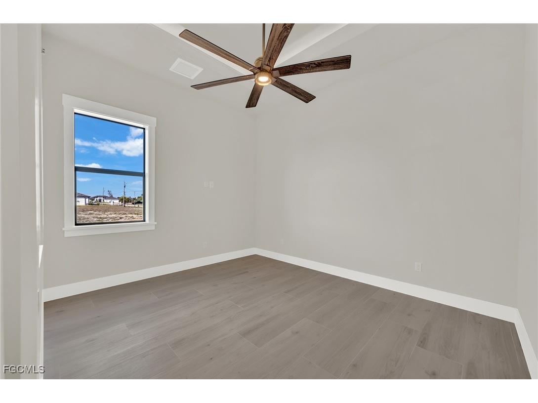 1512 NW 42nd Avenue Cape Coral FL 33993 2025003382 image29