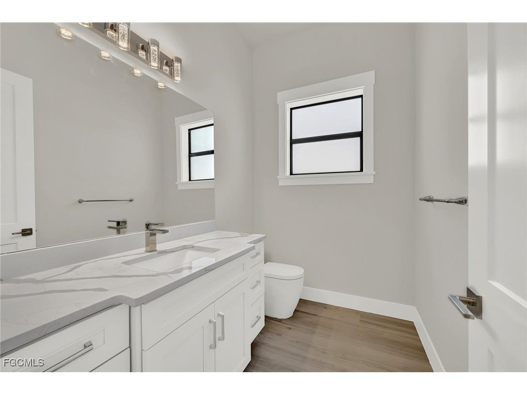 1512 NW 42nd Avenue Cape Coral FL 33993 2025003382 image31