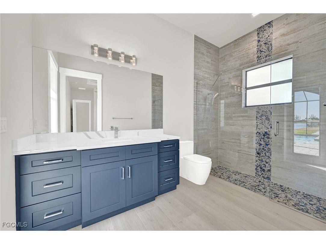 1512 NW 42nd Avenue Cape Coral FL 33993 2025003382 image35