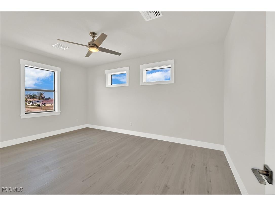 1512 NW 42nd Avenue Cape Coral FL 33993 2025003382 image38