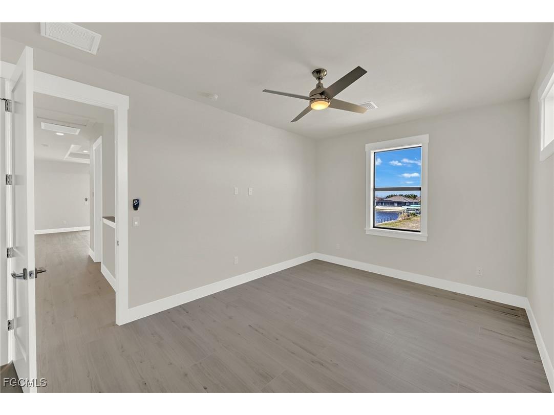 1512 NW 42nd Avenue Cape Coral FL 33993 2025003382 image39