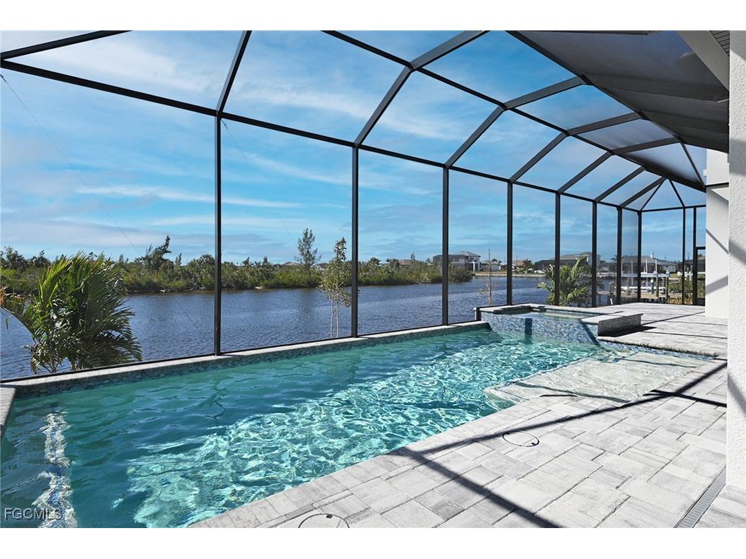 1512 NW 42nd Avenue Cape Coral FL 33993 2025003382 image5