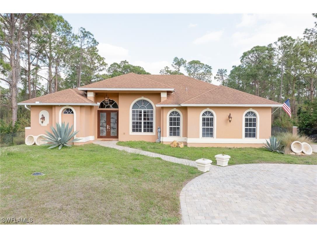 1512 Oak Avenue Lehigh Acres FL 33972 223016449 image1