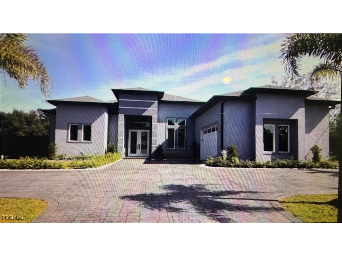 1512 Richmond Avenue N Lehigh Acres FL 33972 2026003238 image1