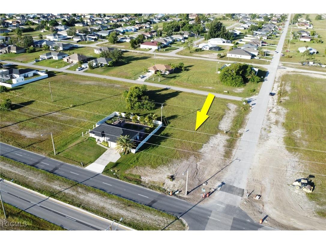1512 Santa Barbara Boulevard N Cape Coral FL 33993 2025016278 image2