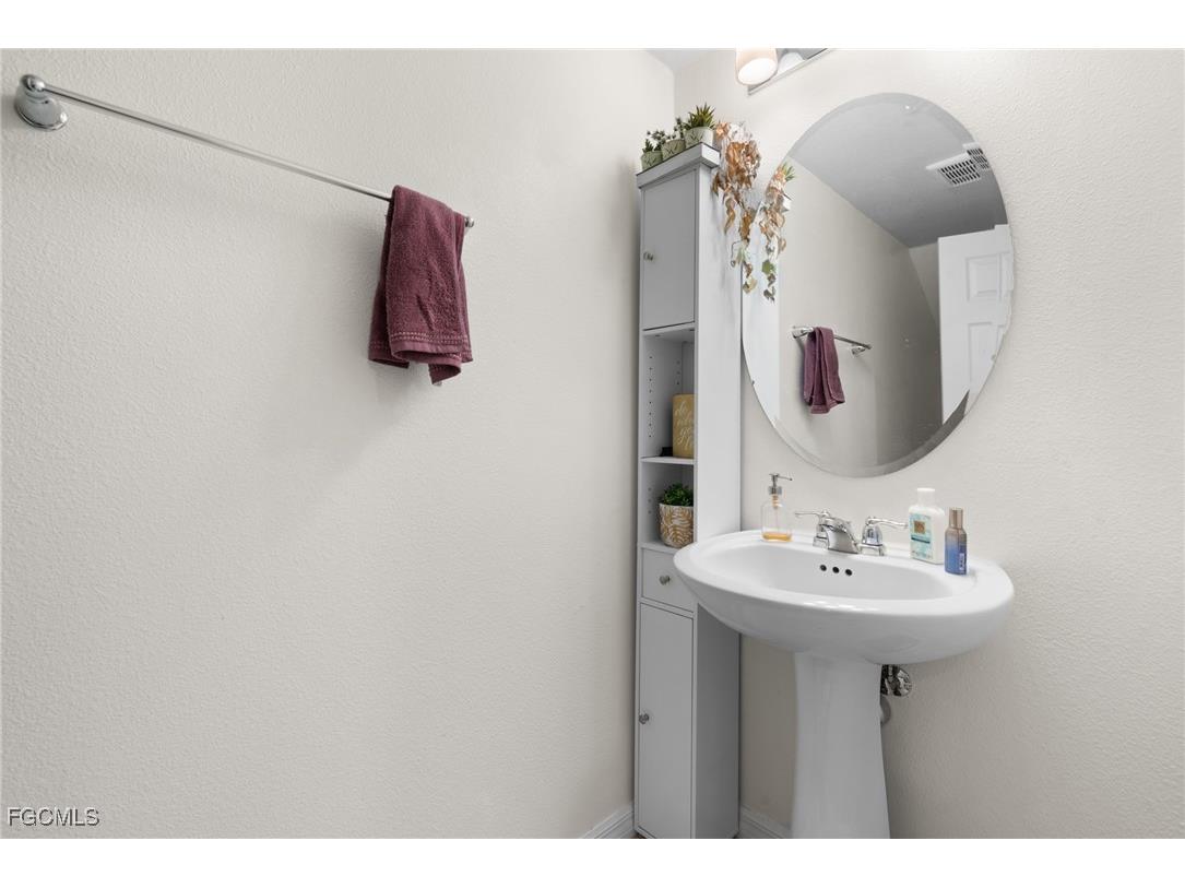 15121 Piping Plover Court #104 North Fort Myers FL 33917 2025002949 image13