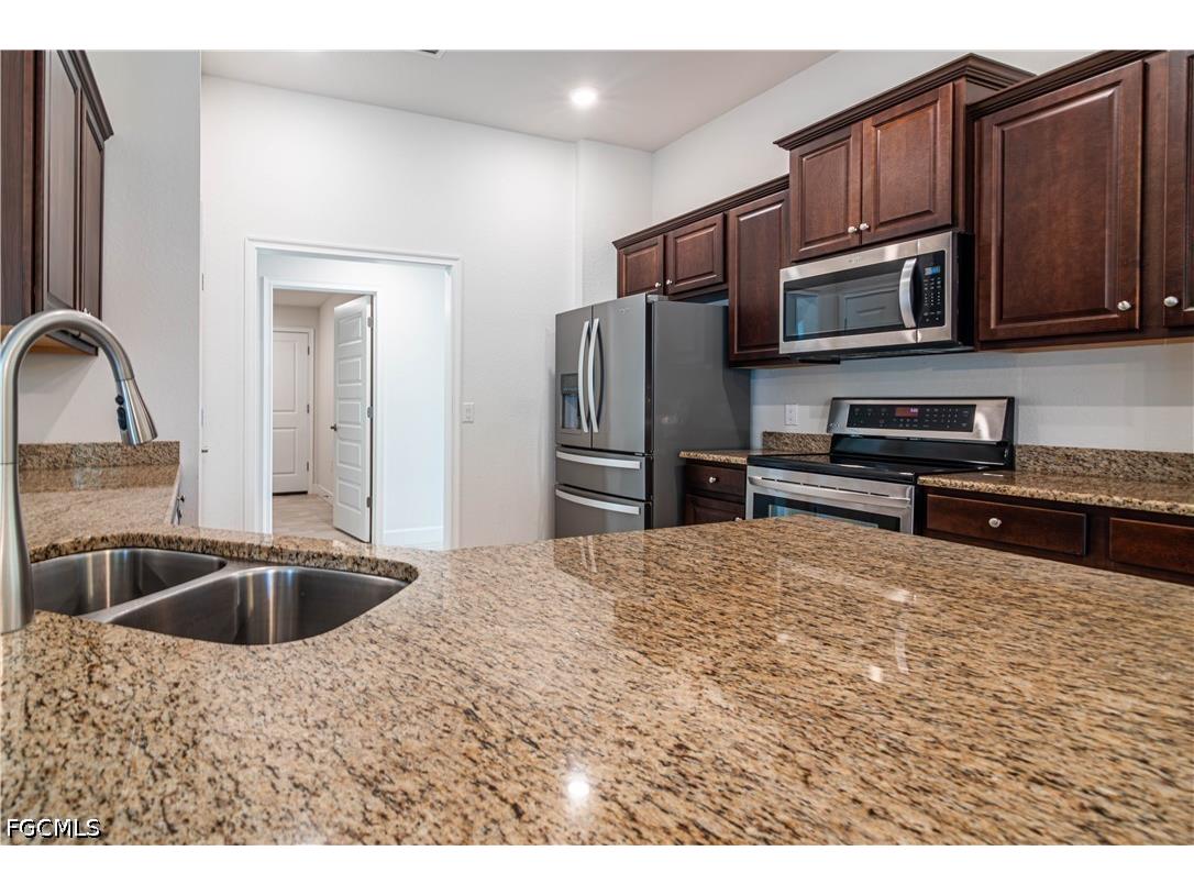 1513 NE 43rd Terrace Cape Coral FL 33909 2026016039 image14