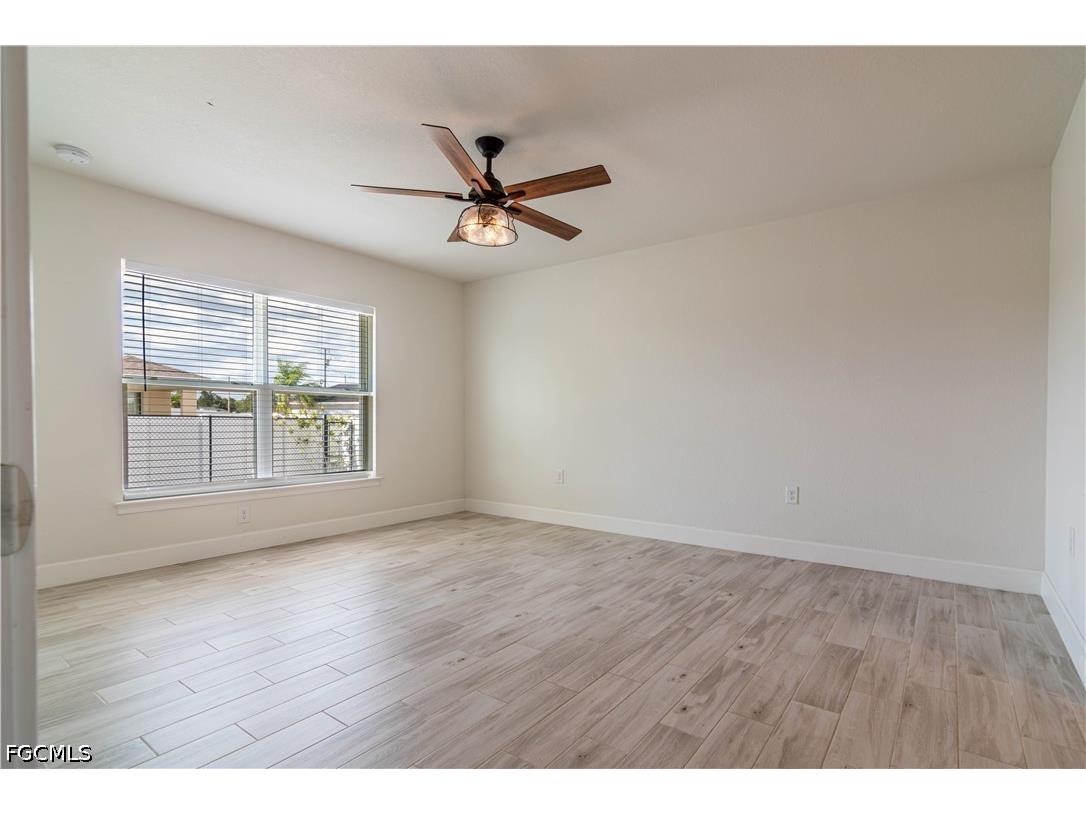 1513 NE 43rd Terrace Cape Coral FL 33909 2026016039 image16