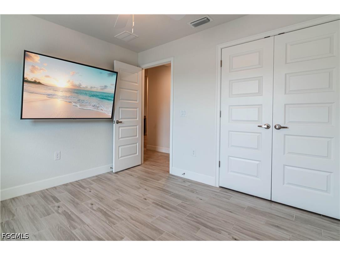 1513 NE 43rd Terrace Cape Coral FL 33909 2026016039 image25