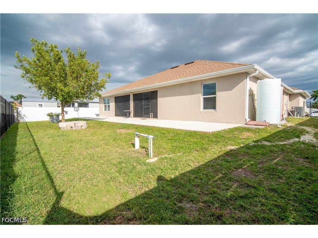 1513 NE 43rd Terrace Cape Coral FL 33909 2026016039 image37