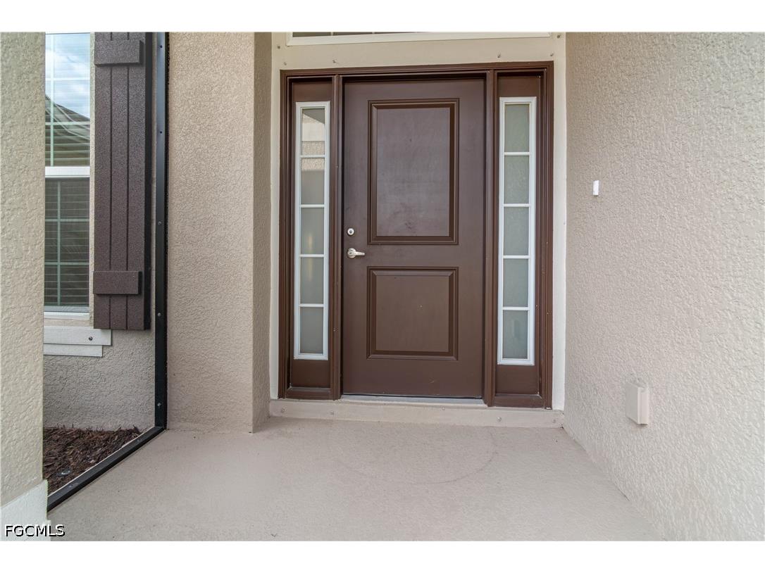 1513 NE 43rd Terrace Cape Coral FL 33909 2026016039 image4