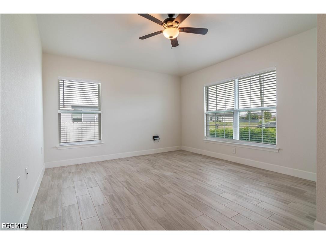 1513 NE 43rd Terrace Cape Coral FL 33909 2026016039 image9