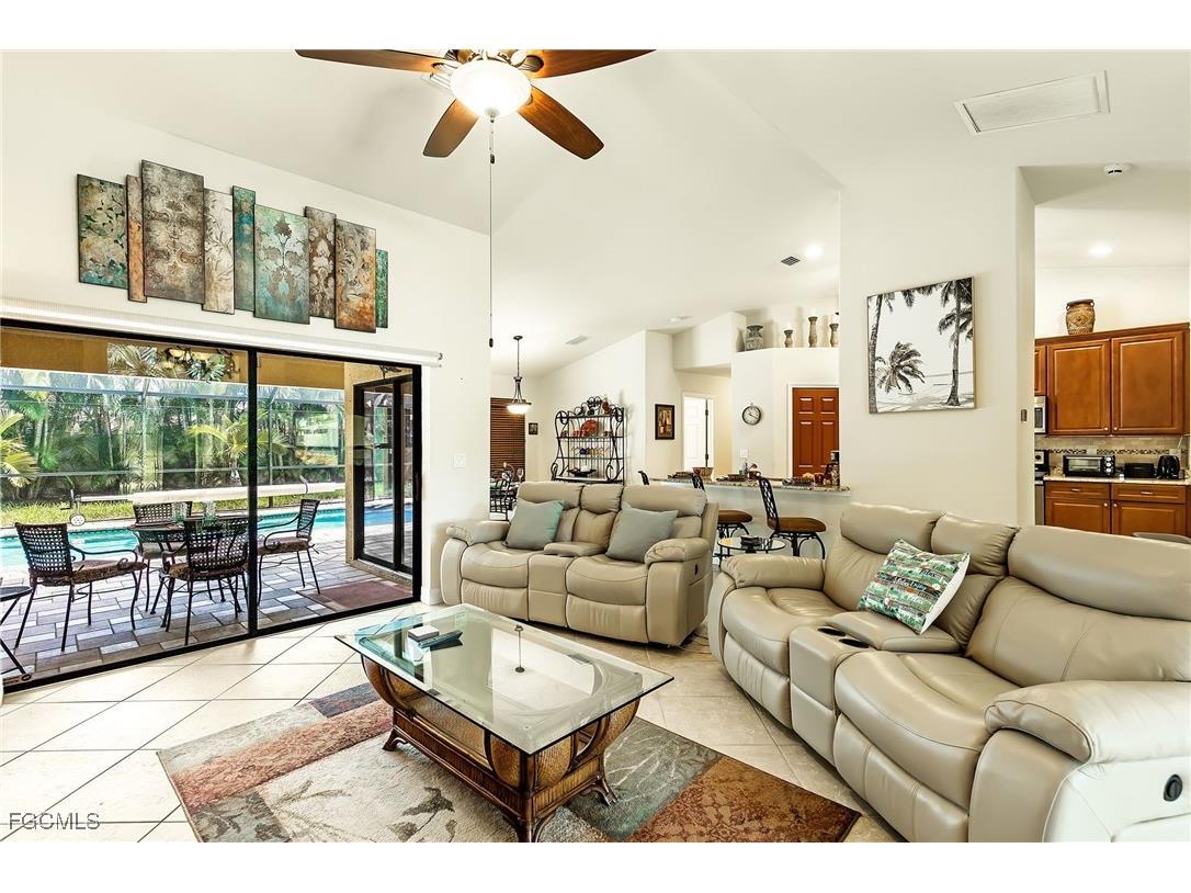 1513 SW 43rd Lane Cape Coral FL 33914 2025002784 image20