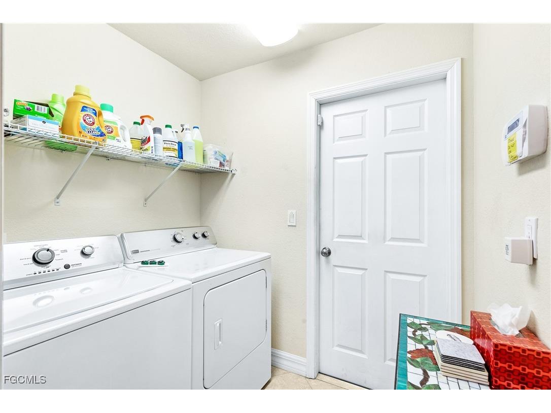 1513 SW 43rd Lane Cape Coral FL 33914 2025002784 image22