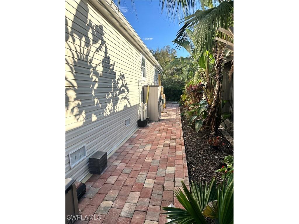 1514 Diamond Lake Circle Naples FL 34114 226001761 image2