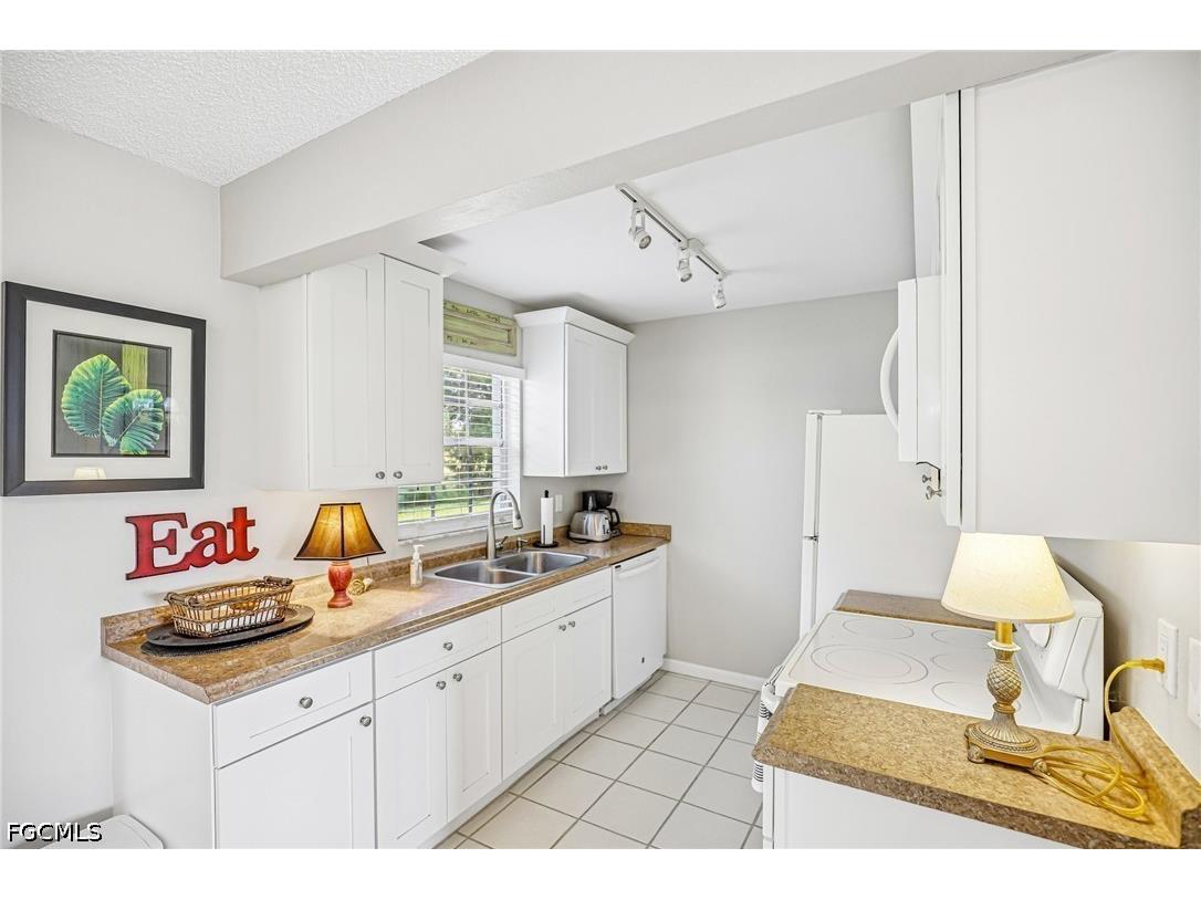 1514 Edgewater Circle #3A Fort Myers FL 33919 2026020091 image14
