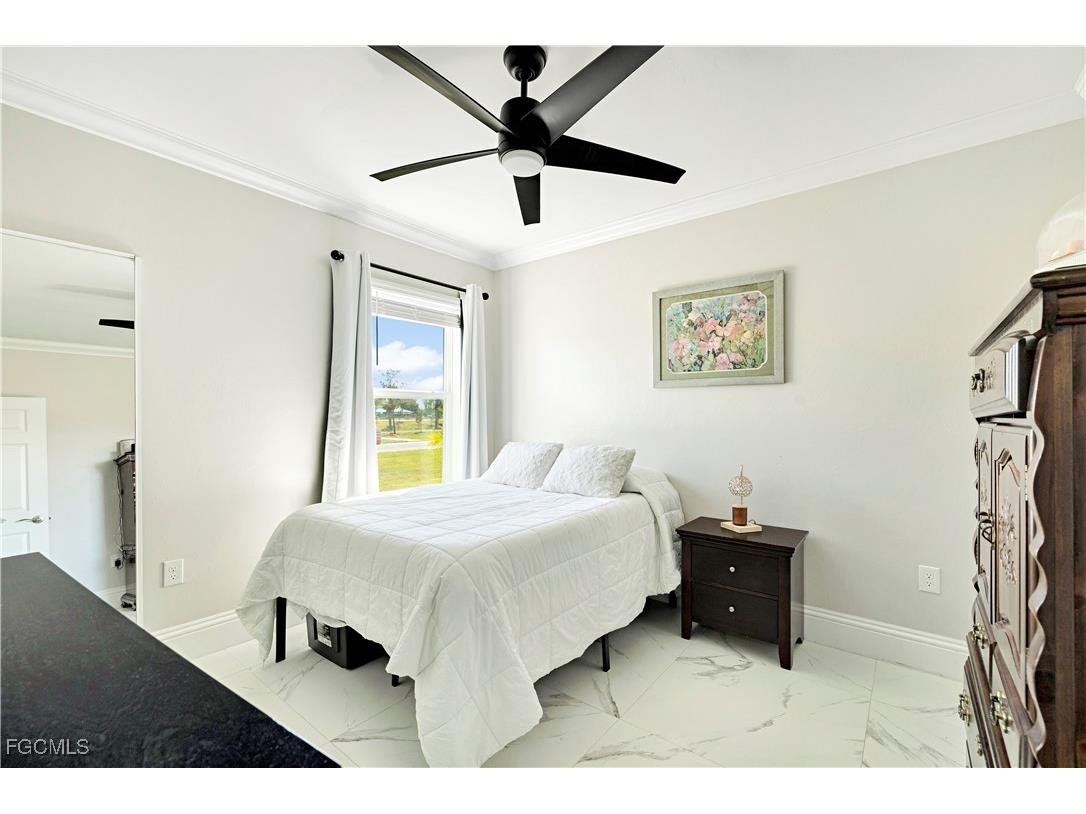 1514 NE 13th Terrace Cape Coral FL 33909 2025017040 image10