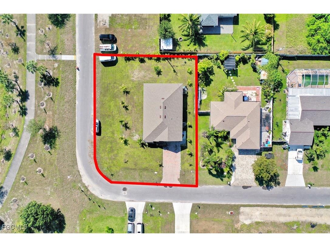 1514 NE 13th Terrace Cape Coral FL 33909 2025017040 image17