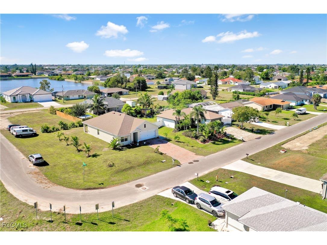 1514 NE 13th Terrace Cape Coral FL 33909 2025017040 image19