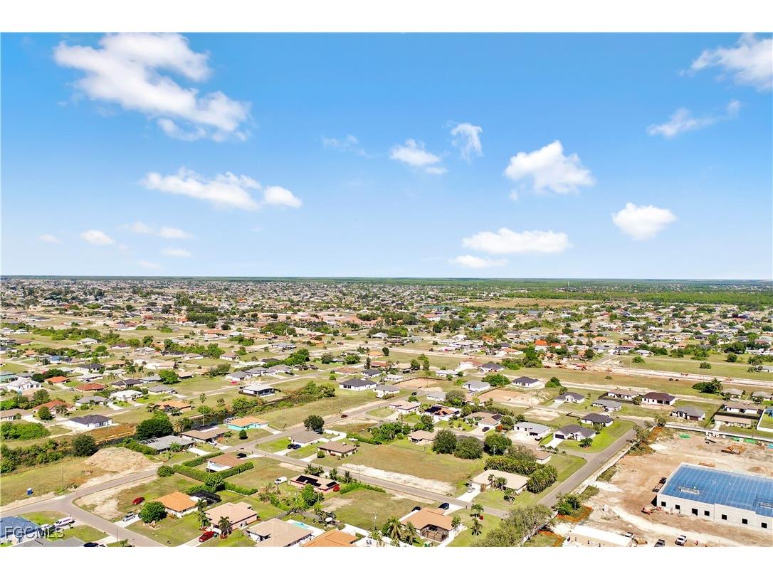 1514 NE 13th Terrace Cape Coral FL 33909 2025017040 image21